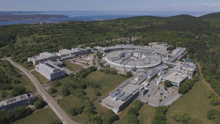 IL SINCROTRONE A TRIESTE SI RINNOVA. FABRIS (CNR): FONDI IMPORTANTI PER RICERCA DI ECCELLENZA AL SERVIZIO DEL PAESE