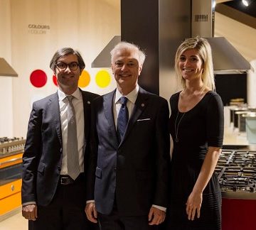 ER. BERTAZZONI SPA NEL REGISTRO DELLE IMPRESE STORICHE ITALIANE DETTA I COLORI DEL DESIGN IN CUCINA