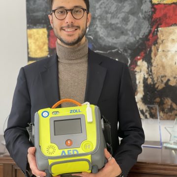 Simone-Milani LOMBARDIA. EMMEZETA MEDICAL: FRA I PRINCIPALI DISTRIBUTORI DI DEFIBRILLATORI IN ITALIA