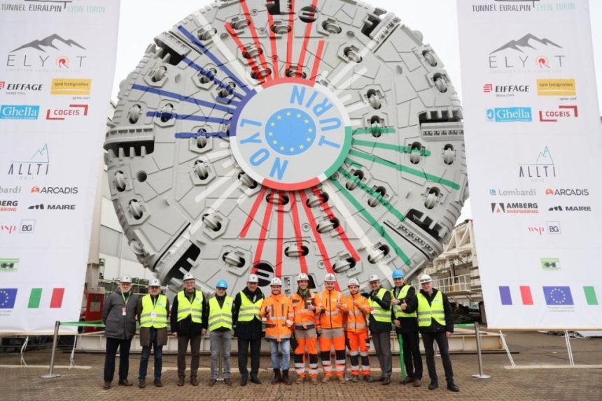PIEMONTE. CONSEGNATA UNA NUOVA FRESA PER LA COSTRUZIONE DELLA TAV TORINO-LIONE