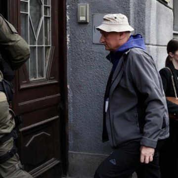 BOSNIA: ARRESTATO PER CORRUZIONE IL CAPO DELLA POLIZIA