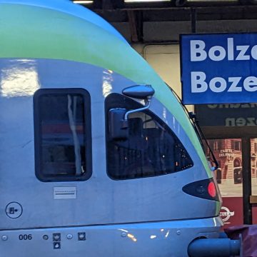 bolzanostazione TRENTINO A.A. ALLO STUDIO UN COLLEGAMENTO DIRETTO FRA BOLZANO E MILANO