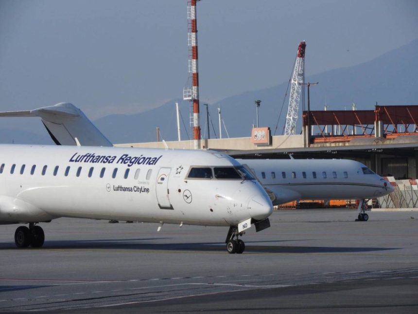 volo-genova-francoforte-aereo-444842.large_ LIGURIA. LUFTHANSA RADDOPPIA I COLLEGAMENTI GENOVA-MONACO