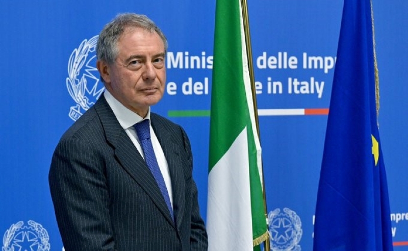 UrsoMimitF5f1T4FXsAAdj4f-271254 INDUSTRIA. PUGLIA. EX ILVA, OSSIGENO DA PALAZZO CHIGI: APPROVATO IL “DECRETO TAMPONE”. MA A TARANTO I SEGNALI RESTANO CONTRASTANTI