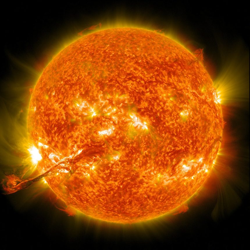 sole-2 Caldo. Agosto 2026 da bollino nero: l’ombra del caldo record e il rischio dei 50 gradi in Italia