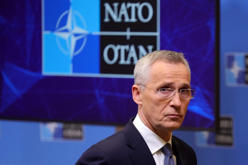 BELGIO. STOLTENBERG: ‘LA NATO DISCUTE LO SCHIERAMENTO DI PIU’ ARMI NUCLEARI’