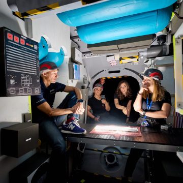Luca_Parmitano_inside_Lunar_I-Hab_pillars PIEMONTE. GLI ASTRONAUTI PARMISANO E STANLEY FRA I PROTAGONISTA DEI TEST DELLA FUTURA CASA SULLA LUNA