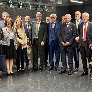 ER. VISITA DEI CAVALIERI DEL LAVORO AL TECNOPOLO, STORCHI: ‘FUTURO SONO SUPERCOMPUTER, COMPUTER QUANTISTICI E AI’