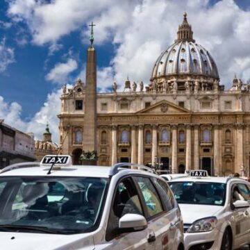 LAZIO. A ROMA SALGONO TARIFFE TAXI