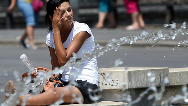 caldo-4-9 Caldo. Sabato da bollino rosso in 16 città italiane. E’ allarme mortalità in tutta Europa