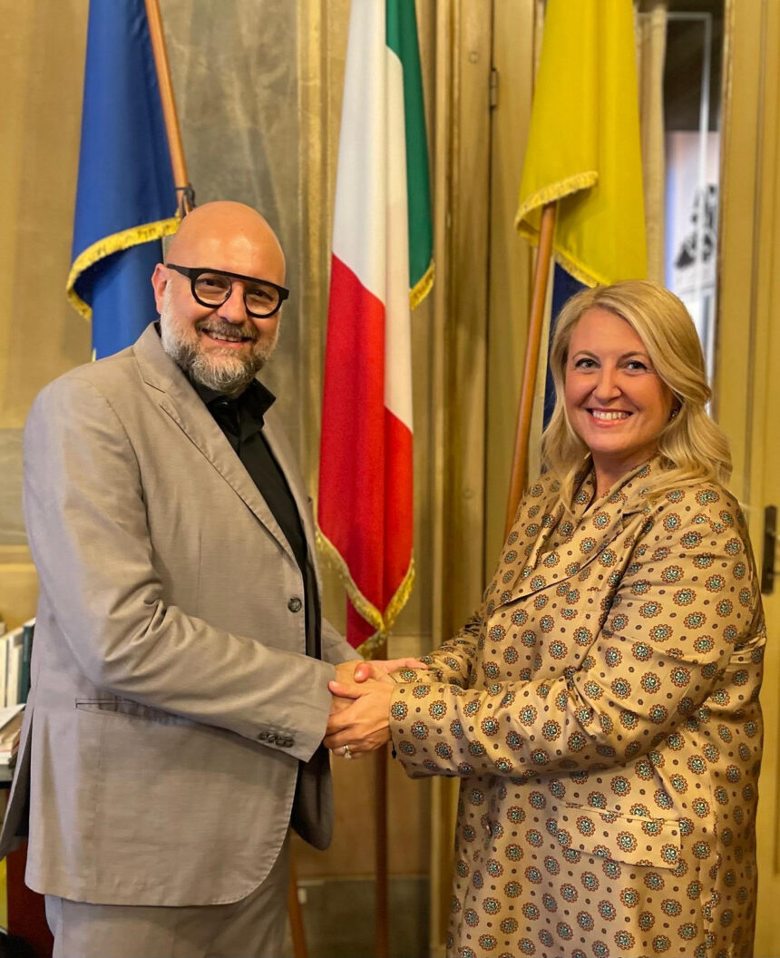 Mezzetti-Personali TURISMO. ER. SINDACO DI MODENA (MEZZETTI) E ANGELICA FERRI PERSONALI PER LA PROMOZIONE DI MODENA NEGLI USA