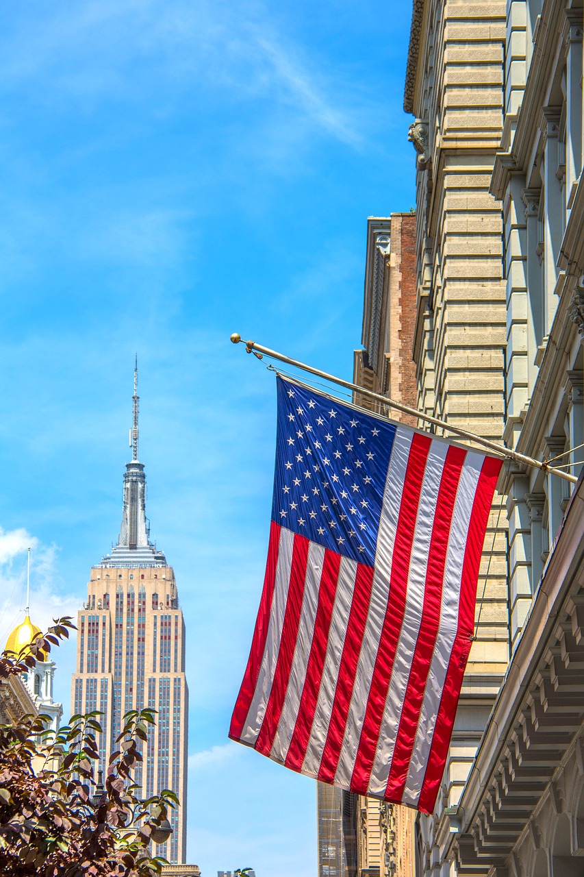 empire-state-4189335_1280 ATTUALITA’. USA. OGGI E’ IL ‘LABOUR DAY’, FESTA NAZIONALE PER CHIUDERE L’ESTATE. DOMANI RICOMINCIA L’ANNO LAVORATIVO E IL PRE-ELEZIONI DECISIVO