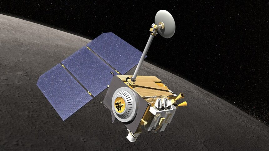 Lunar_Reconnaissance_Orbiter_001 SCIENZA. LAZIO. ANCORA ACQUA SULLA LUNA, SCOPERTA DELLA SONDA NASA