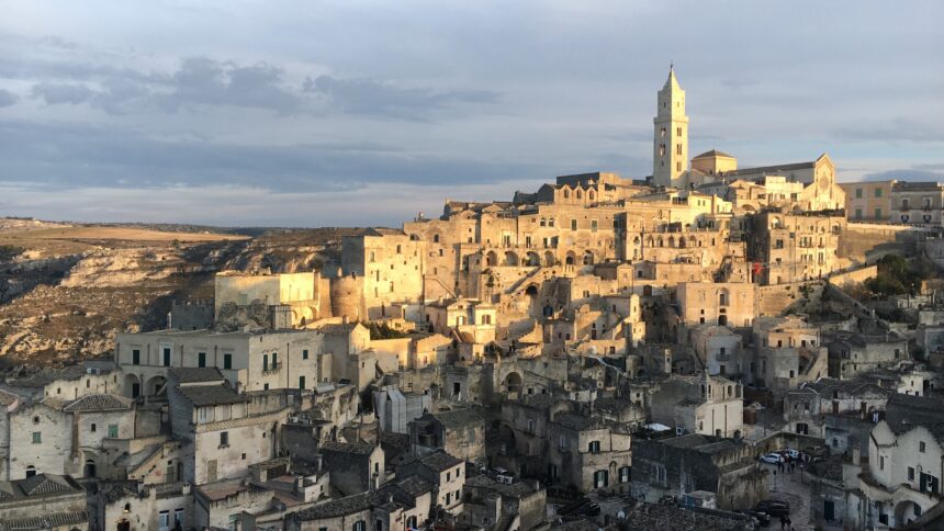 Panorama_dei_Sassi_di_Matera-2 TURISMO. BASILICATA. RECORD DI PRESENZE STRANIERE