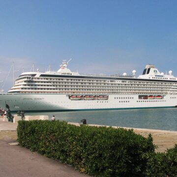 MS_Crystal_Serenity_Trieste_1 INDUSTRIA. FVG. FINCANTIERI, COMMESSA PER NAVE DA CROCIERA PER CRYSTAL