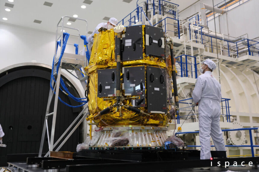 SPAZIO. LAZIO. IL RAZZO FALCON 9 (SPACEX) PRONTO A TRASPORTARE SULLA LUNA I PRIMI DUE LANDER PRIVATI