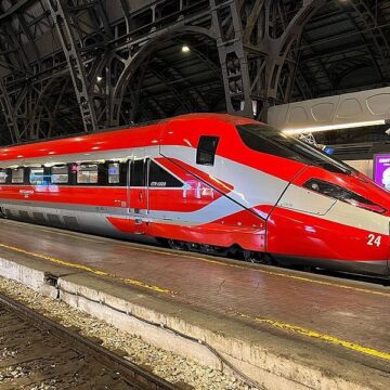 Frecciarossa_1000_nuova_livrea TRASPORTI. LAZIO. FRECCIAROSSA TRA LONDRA E PARIGI: NUOVO SERVIZIO IN ARRIVO ENTRO IL 2029