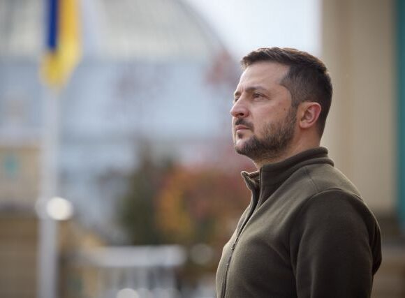 zelensky-ukraine Guerra Ucraina. Il repentino cambio di rotta di Zelensky è l’ultimo zigzag di una presidenza che ne è piena, almeno secondo il New York Times