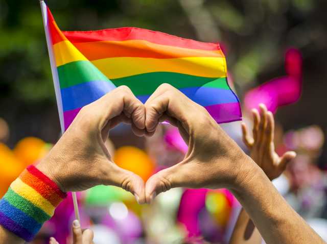 rainbow-gay-travel TURISMO. ER. L’EMILIA ROMAGNA SI DOTA DI BOLLINO ARCOBALENO (LGBTQ) PER LE STRUTTURE RICETTIVE