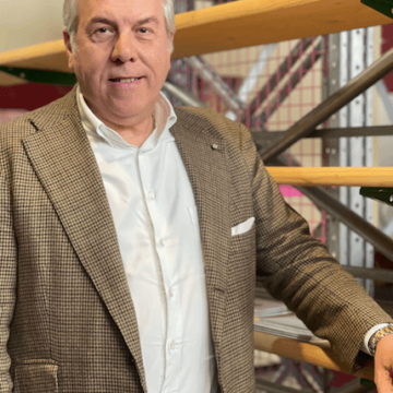 INDUSTRIA. TOSCANA. METALMECCANICA: SIMONE BETTINI (FEDERMECCANICA) LANCIA LA SFIDA CULTURALE: «IL TORNITORE OGGI È UN ARTIGIANO DIGITALE. BASTA PREGIUDIZI, IN FABBRICA SERVONO CAMINI BIANCHI»