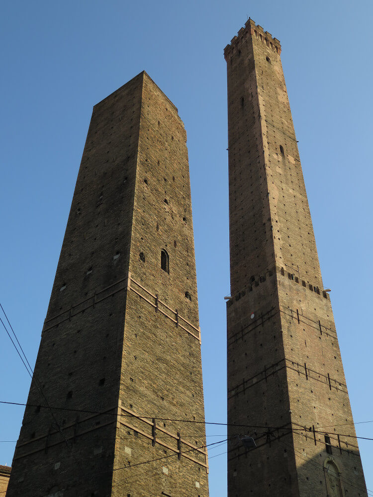 Bologna-1369 TURISMO. ER. L’EMILIA-ROMAGNA, META TURISTICA IN CRESCITA: PRIMI QUATTRO MESI POSITIVI CON UN +2,5 PER CENTO