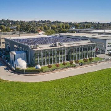SPAZIO. VENETO. OFFICINA STELLARE, CONTRATTO DA 2,5 MILIONI DI EURO IN GERMANIA PER STAZIONE OTTICA