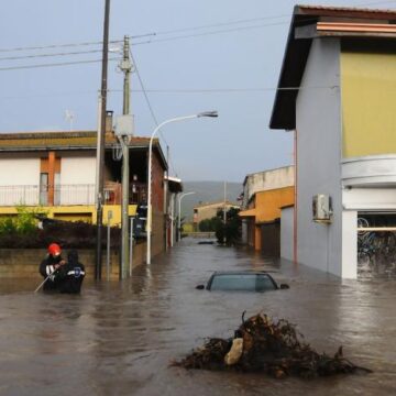 AMBIENTE. DALLE REGIONI. SARDEGNA TROPICALE: IL RAPPORTO ARPAS CONFERMA IL CAMBIAMENTO STRUTTURALE DEL CLIMA