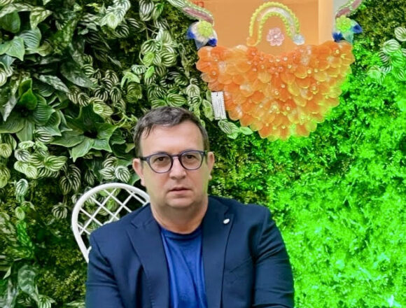 CRISTIAN-PARAVANO IMPRESE. LOMBARDIA-USA. FASHION & RETAIL: SARNO DISPLAY RAGGIUNGE QUOTA 50% DI EXPORT, SUCCESSO A NEW YORK