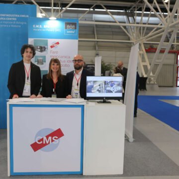 IMPRESE. ER. CMS SPA AL MECSPE 2026: L’INGEGNERIA DI MARANO SUL PANARO RIDEFINISCE I FLUSSI GLOBALI TRA USA ED EUROPA