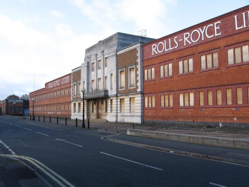 FINANZA. UK. LA RISCOSSA DI ROLLS-ROYCE: UTILI RECORD (+40%) E AZIONI AI MASSIMI STORICI TRA CIELI E DATA CENTER