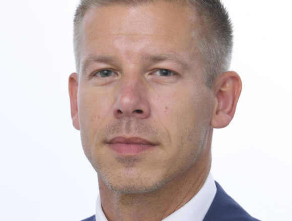 ATTUALITA’. UNGHERIA. LA “GRANDE FUGA” DI VIKTOR ORBÁN: CAPITALI ALL’ESTERO E IL SOGNO AMERICANO NEL DOPO-VOTO