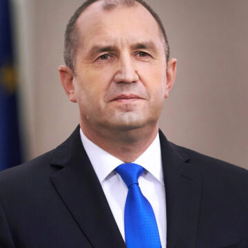 ATTUALITA’. BULGARIA. RUMEN RADEV VINCE A VALANGA: SOFIA GUARDA A EST