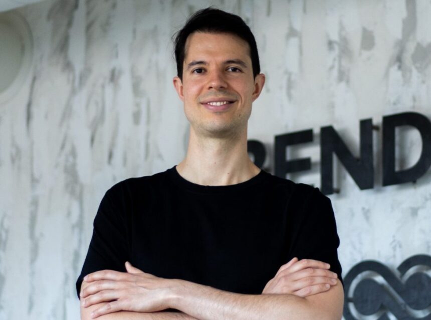 Bending-Spoons_CEO-cofounder_Luca-Ferrari_issuu-980x729 FINANZA. LOMBARDIA. L’M&A ITALIANO ACCELERA ALL’ESTERO: BENDING SPOONS COMPRA TRACTIVE, COMAU SI ESPANDE IN BRASILE CON INVENT