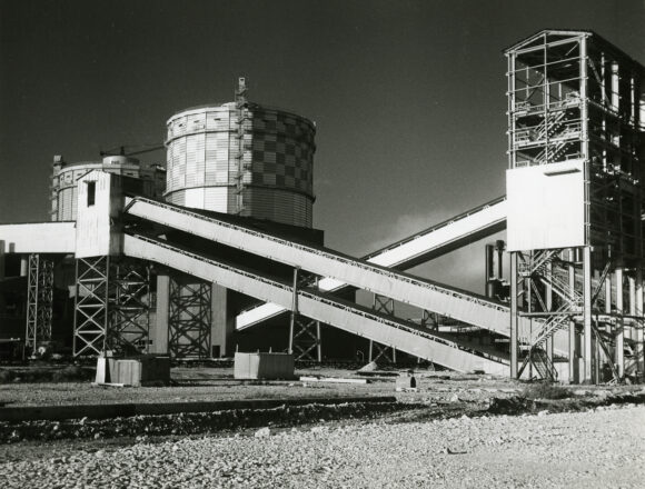 INDUSTRIA. PUGLIA. TARANTO, L’ORA PIÙ BUIA DELL’EX ILVA: FEDERMECCANICA SERRA I RANGHI A TRE MESI DALL’ULTIMATUM GIUDIZIARIO