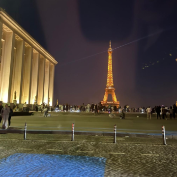 ATTUALITA’. FRANCIA. LA NOSTALGIA DI PARIGI: PERCHÉ LA VILLE LUMIÈRE RIMPIANGE I GIGANTI CHIRAC E MITTERRAND