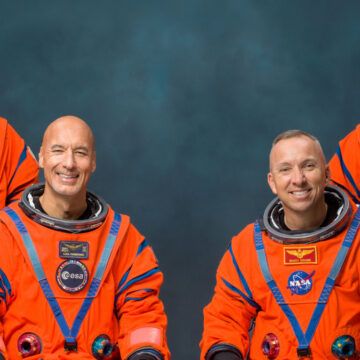 Artemis_III_crew_pillars SPAZIO. USA. LA NASA SVELA L’EQUIPAGGIO DI ARTEMIS III: L’ITALIANO LUCA PARMITANO SARÀ IL PILOTA DELLA MISSIONE