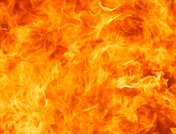 fuoco_1020x680-1 Ambiente. Francia e Vietnam. Fiamme nella Gironda, e alluvioni in Vietnam, la vulnerabilità nell’era del clima che cambia