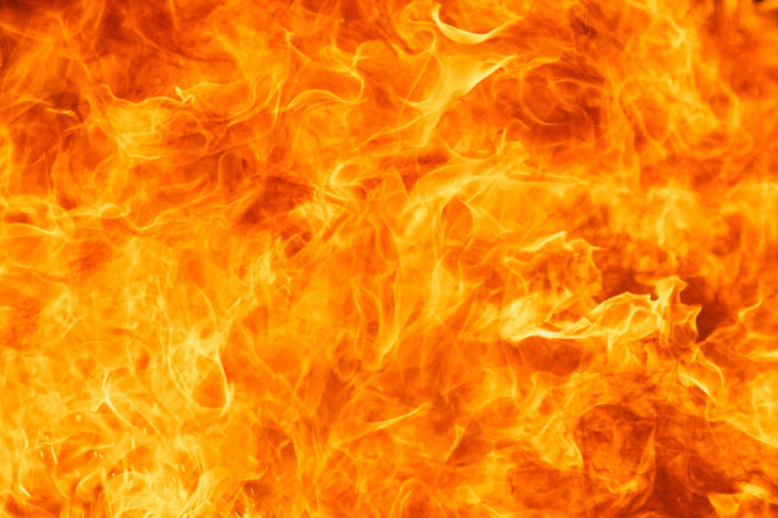 fuoco_1020x680-1 Ambiente. Francia e Vietnam. Fiamme nella Gironda, e alluvioni in Vietnam, la vulnerabilità nell’era del clima che cambia