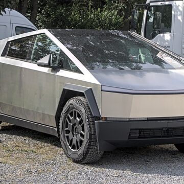 2024_Tesla_Cybertruck_Foundation_Series_IMG_0576 Auto. Italia. Crollo vertiginoso di Tesla. A luglio immatricolazioni in picchiata del 77 per cento