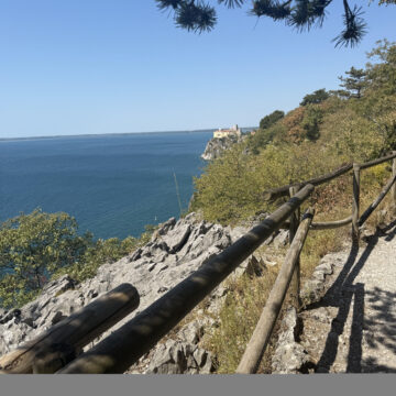 unnamed-7 TiLancio estate. Natura e cultura. Sul sentiero Rilke, dove la pietra ed il mare incontrano la pazienza dell’anima