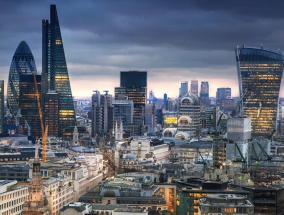 Finanza. Londra. Nasce un gigante del risparmio gestito: Nuveen completa l’acquisizione di Schroders per $2.600 miliardi di AUM