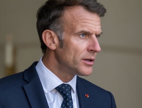Esteri. Francia. L’Europa del Sud alle prese con la paralisi: Parigis’incaglia mentre la Spagna va alle urne