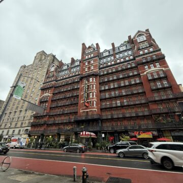 ny Architettura. Europa New York. Dalle metropoli ai monumenti: l’architettura riscopre la rigenerazione tra New York ed Europa