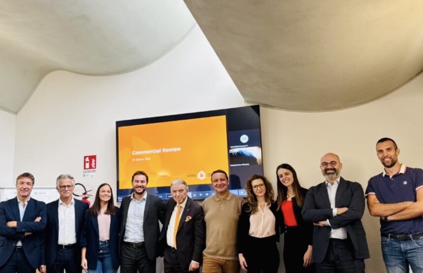 Screenshot Industria. Torino. Leadership team allo Filostamp di Alpignano con il presidente, dg e Ceo del Gruppo Vimi Fasteners
